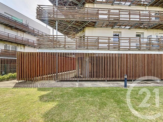 Appartement F3 à vendre - 3 pièces - 64.7 m2 - CHARTRES - 28 - CENTRE - Century 21 Maitrejean Immobilier