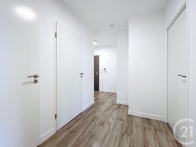 Appartement F3 à vendre - 3 pièces - 64.7 m2 - CHARTRES - 28 - CENTRE - Century 21 Maitrejean Immobilier