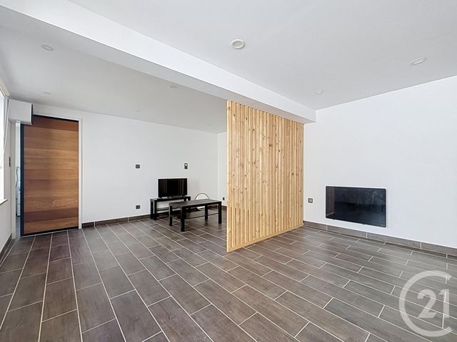 Appartement F1 à vendre - 1 pièce - 33.0 m2 - MAINVILLIERS - 28 - CENTRE - Century 21 Maitrejean Immobilier