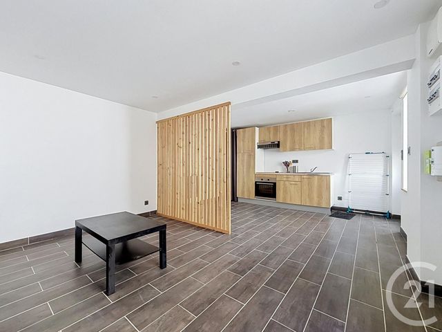 Appartement F1 à vendre - 1 pièce - 33.0 m2 - MAINVILLIERS - 28 - CENTRE - Century 21 Maitrejean Immobilier