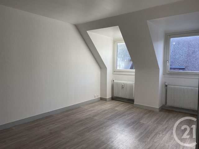 Appartement F2 à louer - 2 pièces - 50.0 m2 - CHARTRES - 28 - CENTRE - Century 21 Maitrejean Immobilier