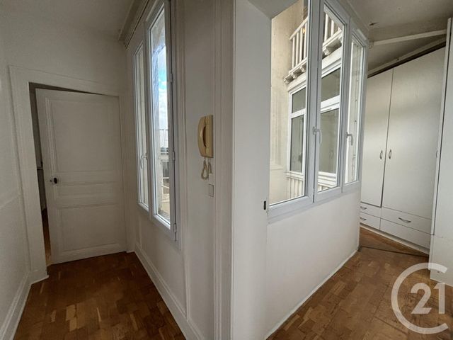 Appartement F2 à louer - 2 pièces - 47.57 m2 - CHARTRES - 28 - CENTRE - Century 21 Maitrejean Immobilier
