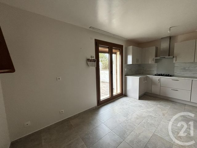 maison à louer - 4 pièces - 170.18 m2 - MAINVILLIERS - 28 - CENTRE - Century 21 Maitrejean Immobilier