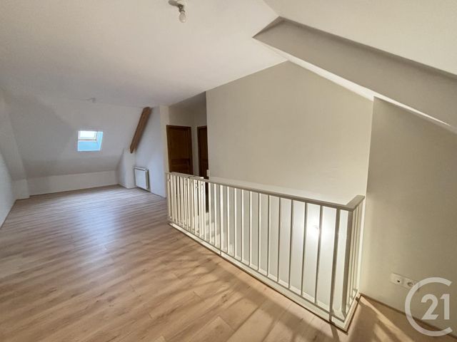 maison à louer - 4 pièces - 170.18 m2 - MAINVILLIERS - 28 - CENTRE - Century 21 Maitrejean Immobilier