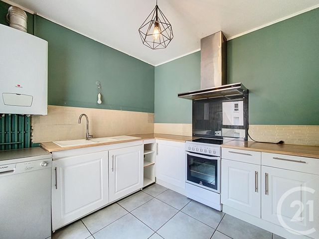 Afficher la photo en grand Appartement F4 à vendre - 4 pièces - 88.62 m2 - CHARTRES - 28 - CENTRE - Century 21 Maitrejean Immobilier