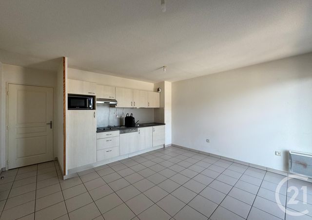 Appartement T2 à louer - 2 pièces - 48.3 m2 - LUCE - 28 - CENTRE - Century 21 Maitrejean Immobilier