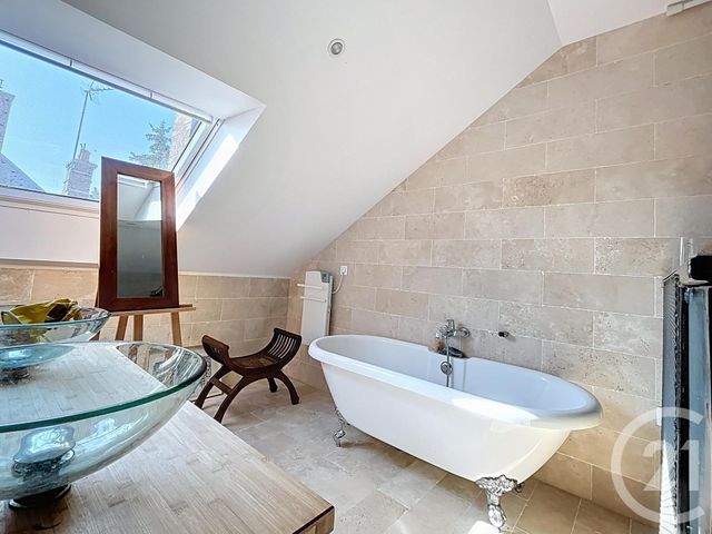 maison à vendre - 6 pièces - 185.0 m2 - CHARTRES - 28 - CENTRE - Century 21 Maitrejean Immobilier