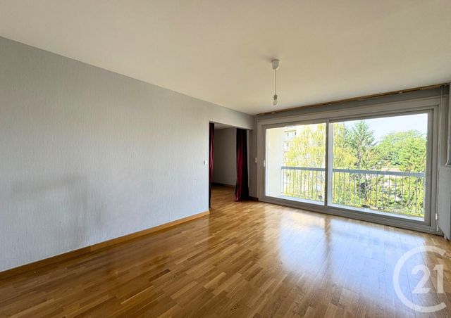 Appartement T4 à louer - 4 pièces - 82.54 m2 - CHARTRES - 28 - CENTRE - Century 21 Maitrejean Immobilier