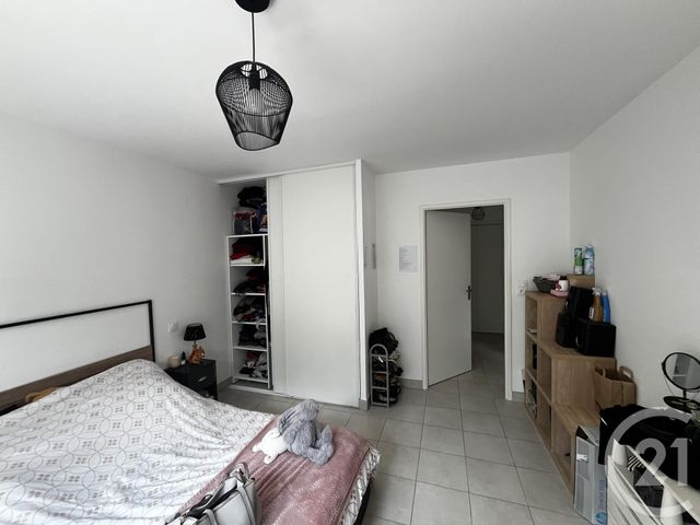 Appartement F2 à vendre - 2 pièces - 42.8 m2 - CHARTRES - 28 - CENTRE - Century 21 Maitrejean Immobilier