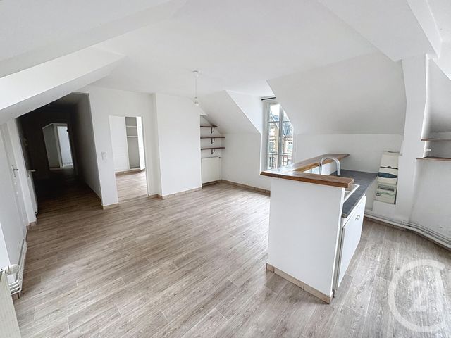 Appartement F4 à vendre - 4 pièces - 73.0 m2 - CHARTRES - 28 - CENTRE - Century 21 Maitrejean Immobilier