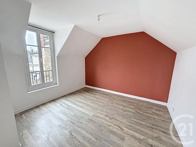 Appartement F4 à vendre - 4 pièces - 73.0 m2 - CHARTRES - 28 - CENTRE - Century 21 Maitrejean Immobilier