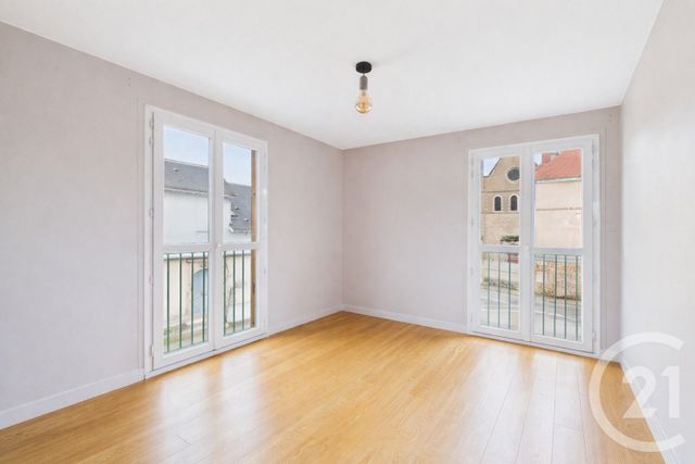 Appartement T3 à vendre - 3 pièces - 65.47 m2 - CHARTRES - 28 - CENTRE - Century 21 Maitrejean Immobilier