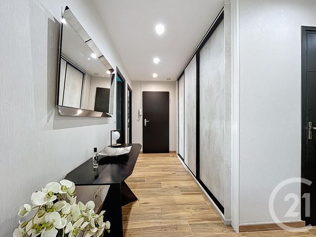 Appartement F3 à vendre - 3 pièces - 63.36 m2 - CHARTRES - 28 - CENTRE - Century 21 Maitrejean Immobilier