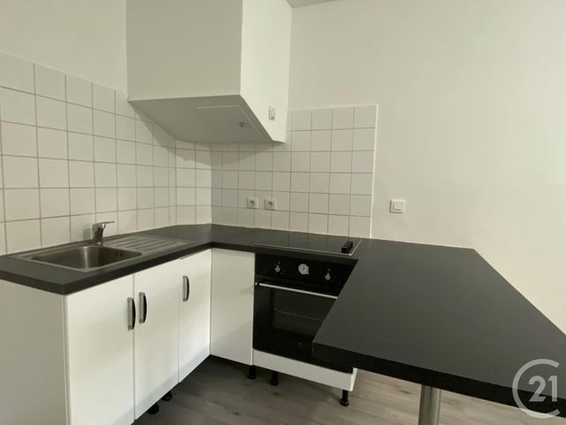 Appartement Duplex à louer - 2 pièces - 39.91 m2 - CHARTRES - 28 - CENTRE - Century 21 Maitrejean Immobilier