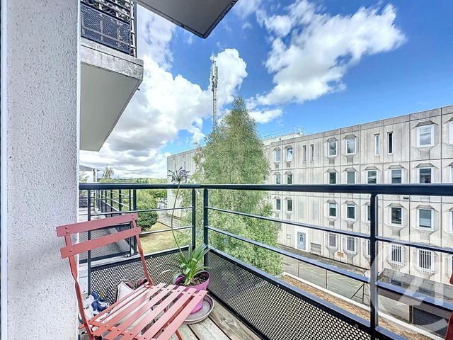 Appartement T2 à vendre - 2 pièces - 43.45 m2 - CHARTRES - 28 - CENTRE - Century 21 Maitrejean Immobilier