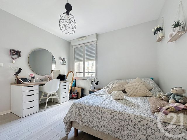 Appartement T2 à vendre - 2 pièces - 43.45 m2 - CHARTRES - 28 - CENTRE - Century 21 Maitrejean Immobilier