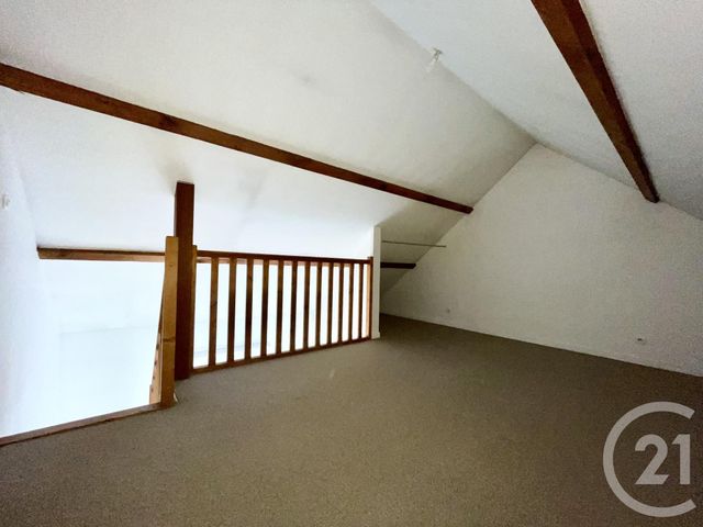 Appartement Duplex à louer - 2 pièces - 31.84 m2 - LUCE - 28 - CENTRE - Century 21 Maitrejean Immobilier