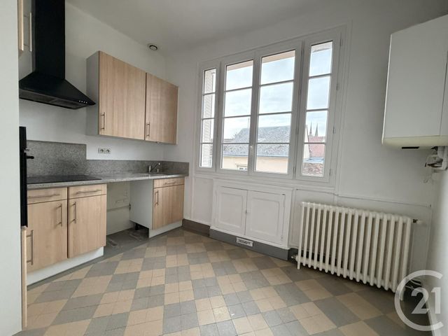 Appartement F3 à louer - 4 pièces - 85.31 m2 - CHARTRES - 28 - CENTRE - Century 21 Maitrejean Immobilier