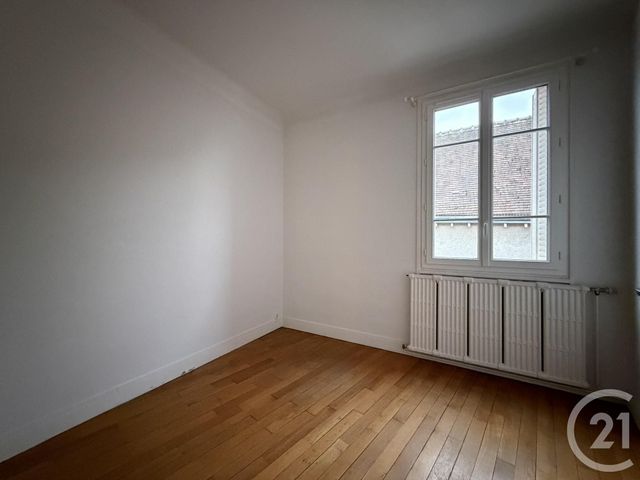 Appartement F3 à louer - 4 pièces - 85.31 m2 - CHARTRES - 28 - CENTRE - Century 21 Maitrejean Immobilier