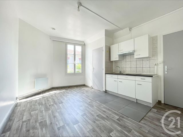 Appartement F2 à louer - 2 pièces - 26.5 m2 - CHARTRES - 28 - CENTRE - Century 21 Maitrejean Immobilier