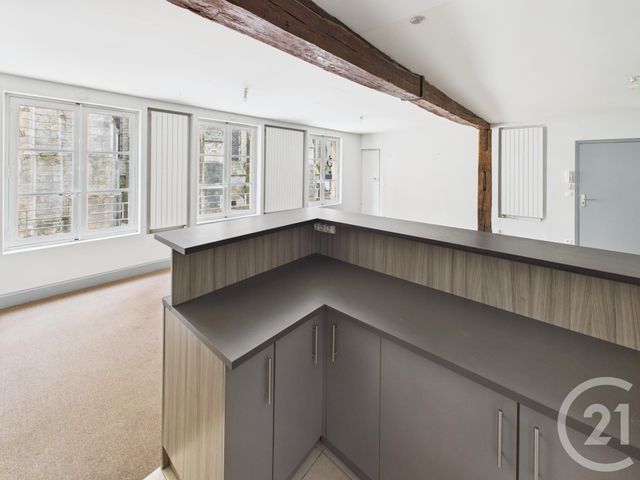 Appartement F3 à vendre - 3 pièces - 75.58 m2 - CHARTRES - 28 - CENTRE - Century 21 Maitrejean Immobilier