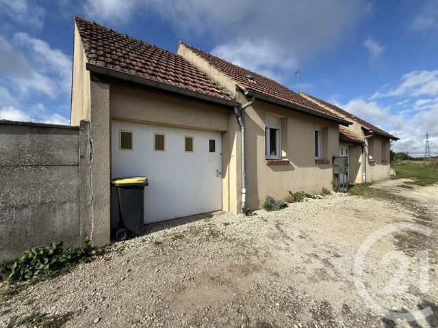 Appartement T2 à louer - 2 pièces - 28.8 m2 - CHARTRES - 28 - CENTRE - Century 21 Maitrejean Immobilier