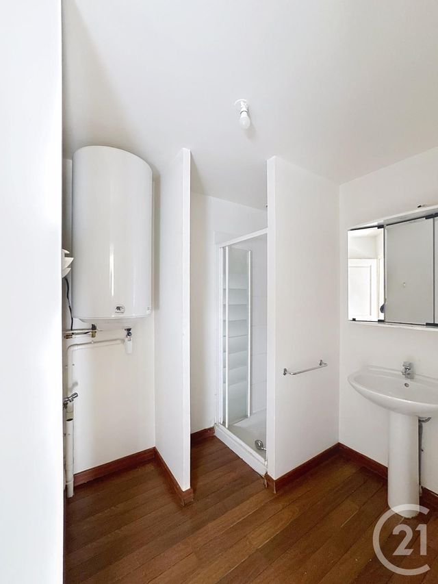 Appartement F3 à vendre - 3 pièces - 65.0 m2 - CHARTRES - 28 - CENTRE - Century 21 Maitrejean Immobilier