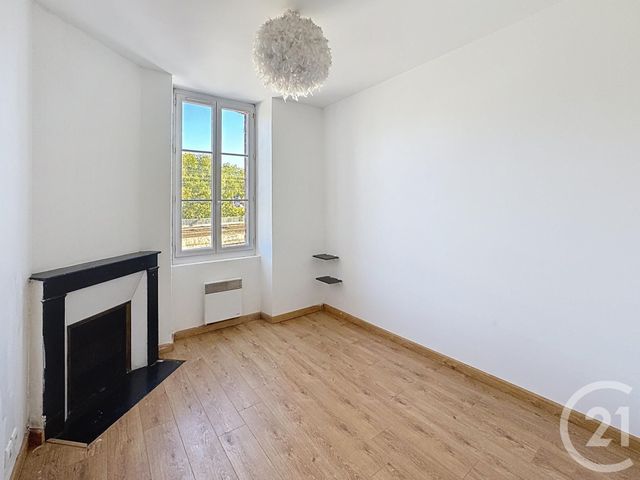 Appartement F3 à vendre - 3 pièces - 65.0 m2 - CHARTRES - 28 - CENTRE - Century 21 Maitrejean Immobilier