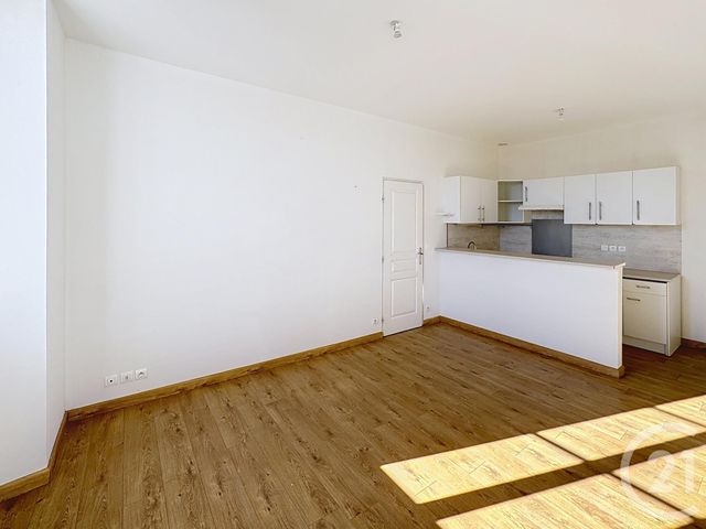 Appartement F3 à vendre - 3 pièces - 65.0 m2 - CHARTRES - 28 - CENTRE - Century 21 Maitrejean Immobilier