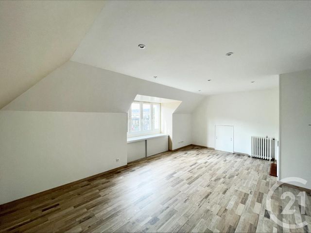 Appartement F2 à louer - 2 pièces - 46.56 m2 - CHARTRES - 28 - CENTRE - Century 21 Maitrejean Immobilier