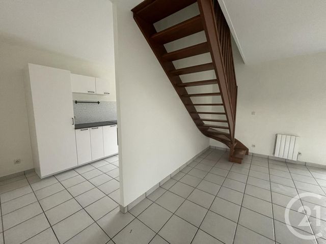 maison à louer - 6 pièces - 112.4 m2 - CHARTRES - 28 - CENTRE - Century 21 Maitrejean Immobilier