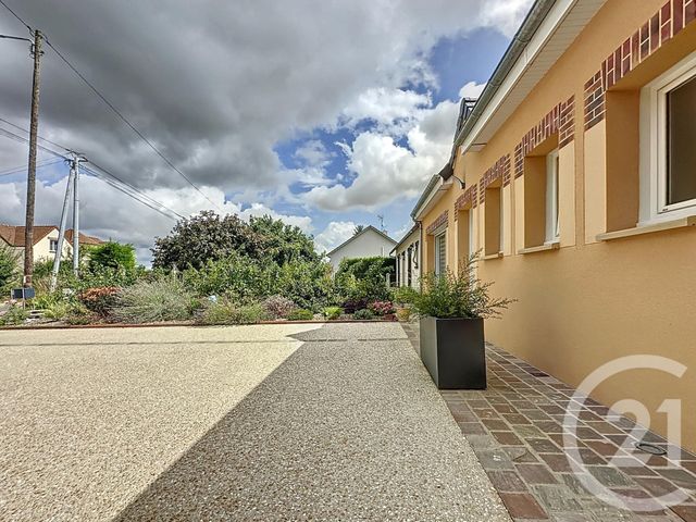 Afficher la photo en grand maison à vendre - 5 pièces - 154.93 m2 - BEVILLE LE COMTE - 28 - CENTRE - Century 21 Maitrejean Immobilier