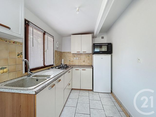 maison à vendre - 3 pièces - 39.0 m2 - CHARTRES - 28 - CENTRE - Century 21 Maitrejean Immobilier