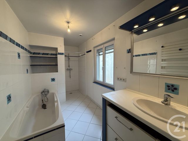 maison à louer - 3 pièces - 73.48 m2 - CHARTRES - 28 - CENTRE - Century 21 Maitrejean Immobilier