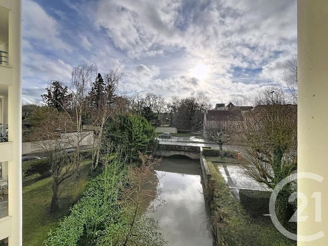 Appartement F2 à vendre - 2 pièces - 39.52 m2 - CHARTRES - 28 - CENTRE - Century 21 Maitrejean Immobilier