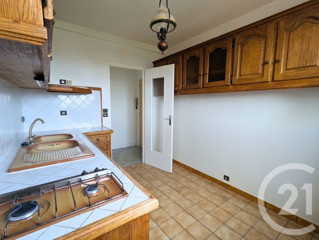 Appartement F3 à vendre - 3 pièces - 67.06 m2 - CHARTRES - 28 - CENTRE - Century 21 Maitrejean Immobilier