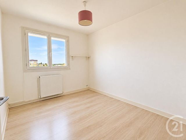 Appartement F3 à vendre - 3 pièces - 67.06 m2 - CHARTRES - 28 - CENTRE - Century 21 Maitrejean Immobilier