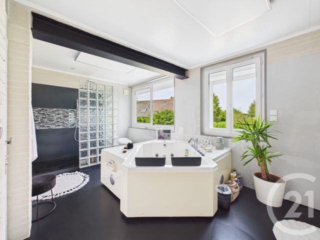 maison à vendre - 8 pièces - 286.0 m2 - CHARTRES - 28 - CENTRE - Century 21 Maitrejean Immobilier