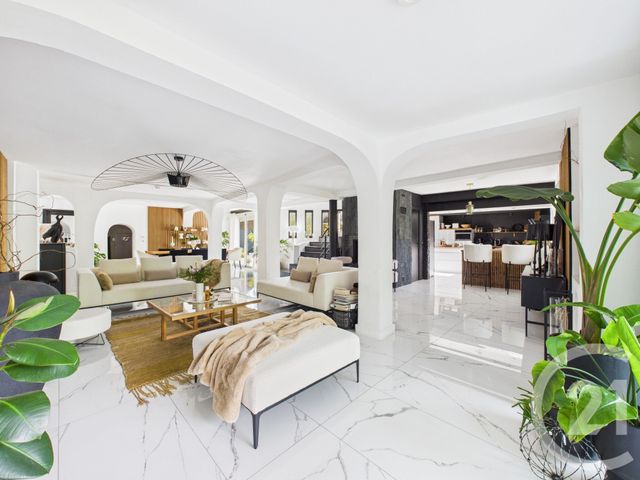 maison à vendre - 8 pièces - 286.0 m2 - CHARTRES - 28 - CENTRE - Century 21 Maitrejean Immobilier