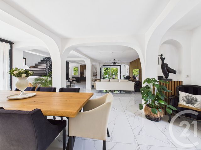 maison à vendre - 8 pièces - 286.0 m2 - CHARTRES - 28 - CENTRE - Century 21 Maitrejean Immobilier