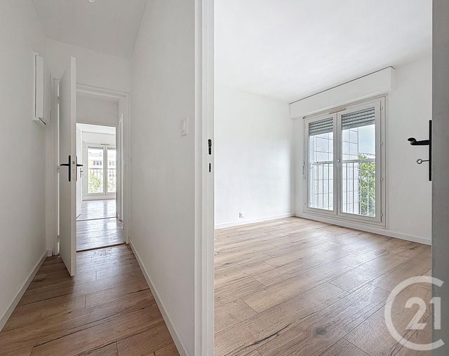 Appartement T5 à vendre - 5 pièces - 93.73 m2 - CHARTRES - 28 - CENTRE - Century 21 Maitrejean Immobilier