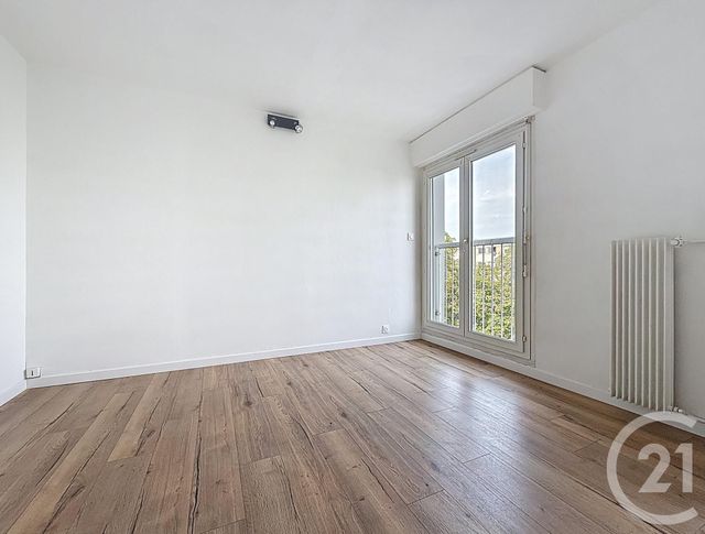 Appartement T5 à vendre - 5 pièces - 93.73 m2 - CHARTRES - 28 - CENTRE - Century 21 Maitrejean Immobilier