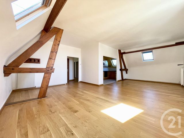 Appartement F3 à louer - 3 pièces - 83.7 m2 - CHARTRES - 28 - CENTRE - Century 21 Maitrejean Immobilier