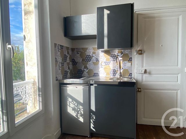 Appartement F1 à louer - 1 pièce - 21.49 m2 - CHARTRES - 28 - CENTRE - Century 21 Maitrejean Immobilier