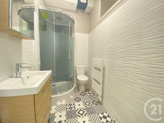 Appartement F1 à louer - 1 pièce - 21.49 m2 - CHARTRES - 28 - CENTRE - Century 21 Maitrejean Immobilier