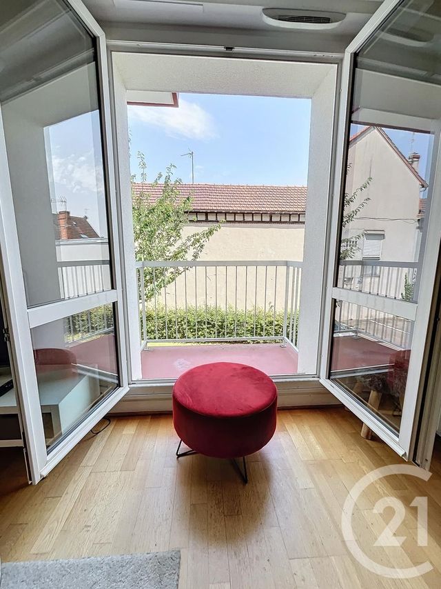 Appartement F2 à vendre - 2 pièces - 43.53 m2 - CHARTRES - 28 - CENTRE - Century 21 Maitrejean Immobilier