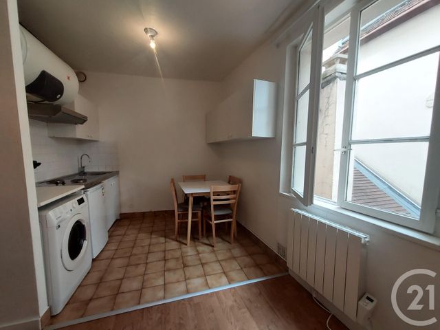 Appartement F1 à louer - 1 pièce - 17.08 m2 - CHARTRES - 28 - CENTRE - Century 21 Maitrejean Immobilier