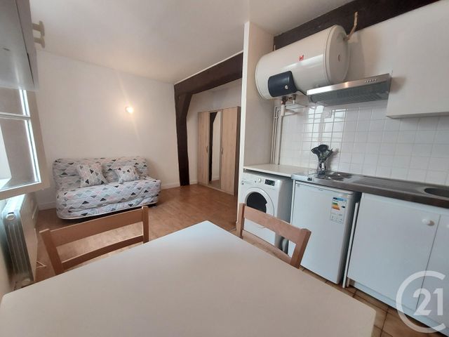 Appartement F1 à louer - 1 pièce - 17.08 m2 - CHARTRES - 28 - CENTRE - Century 21 Maitrejean Immobilier