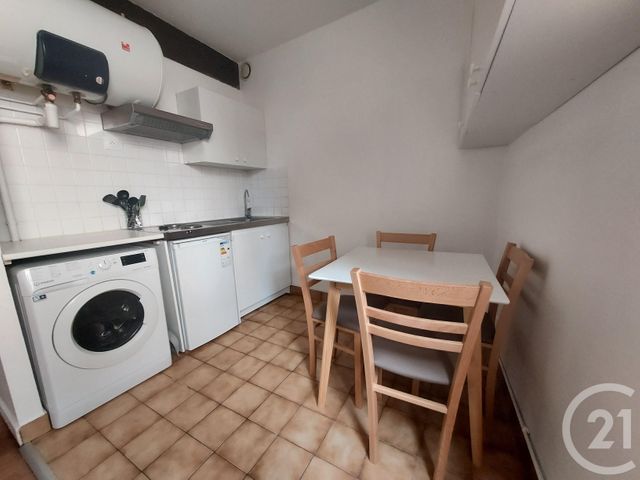 Appartement F1 à louer - 1 pièce - 17.08 m2 - CHARTRES - 28 - CENTRE - Century 21 Maitrejean Immobilier
