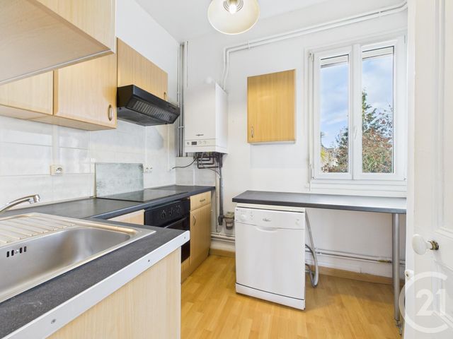 Appartement F5 à vendre - 5 pièces - 85.0 m2 - CHARTRES - 28 - CENTRE - Century 21 Maitrejean Immobilier